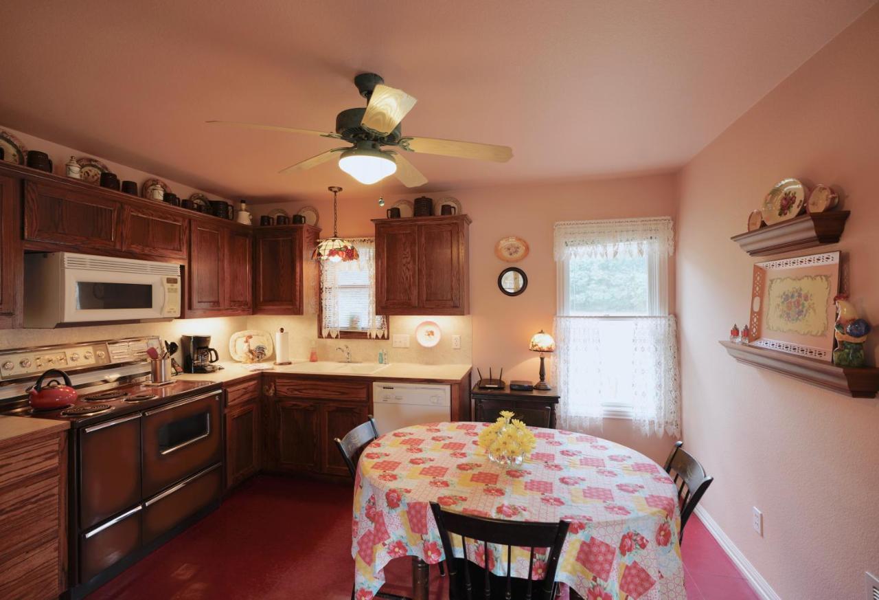 Onion Creek Cottage ออสติน ภายนอก รูปภาพ